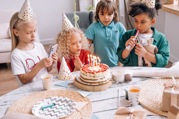 Como Fazer uma Festa Infantil Saudável e Divertida para Autistas